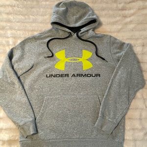 Gray pullover under Armour mens hoodie